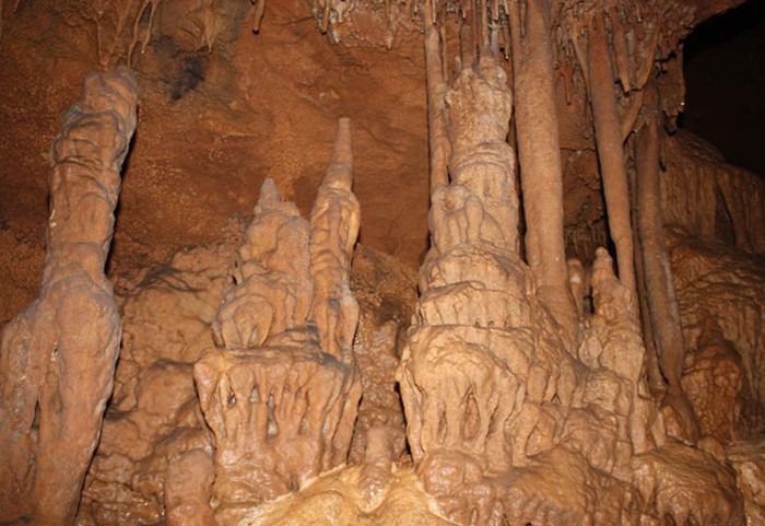 Геофизическая пещера