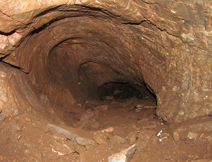 Барсуковая пещера
