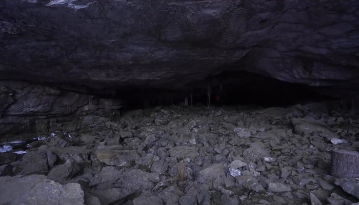Пещера в Шерегеше